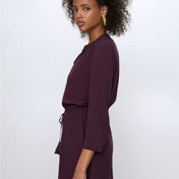 Aritzia Babaton Bennett Dress - Picture 3 of 9